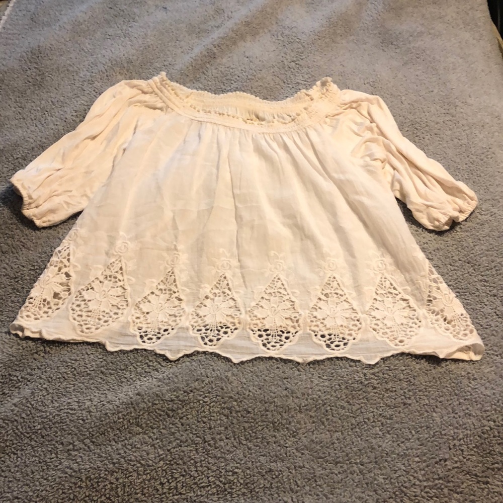 Hollister cream off-the-shoulder top S